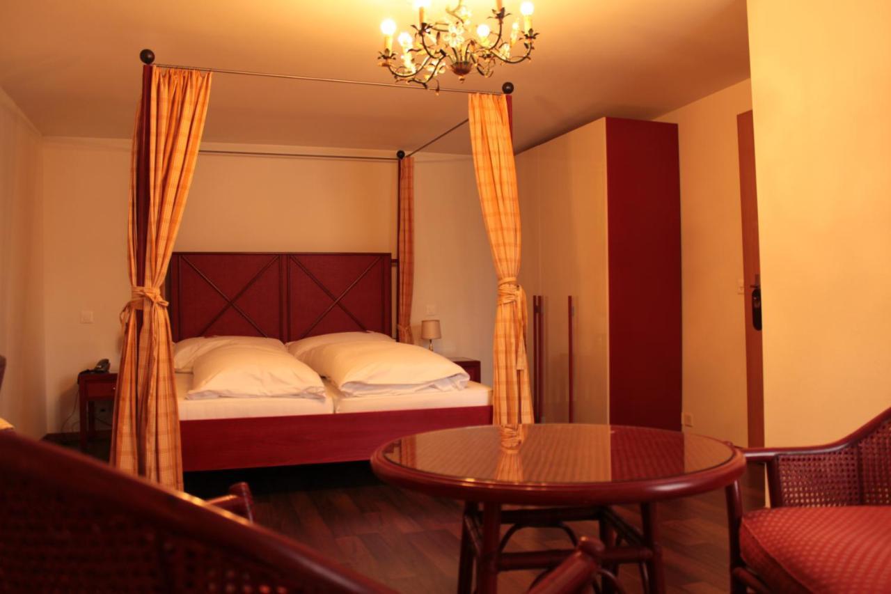 Schupfheim Hotel Adler מראה חיצוני תמונה